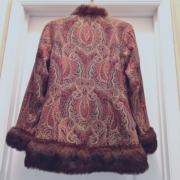 Newport News-Vintage Paisley Print Faux Fur Coat/Jacket-Hook Closure-Pockets-10 - Picture 12 of 16